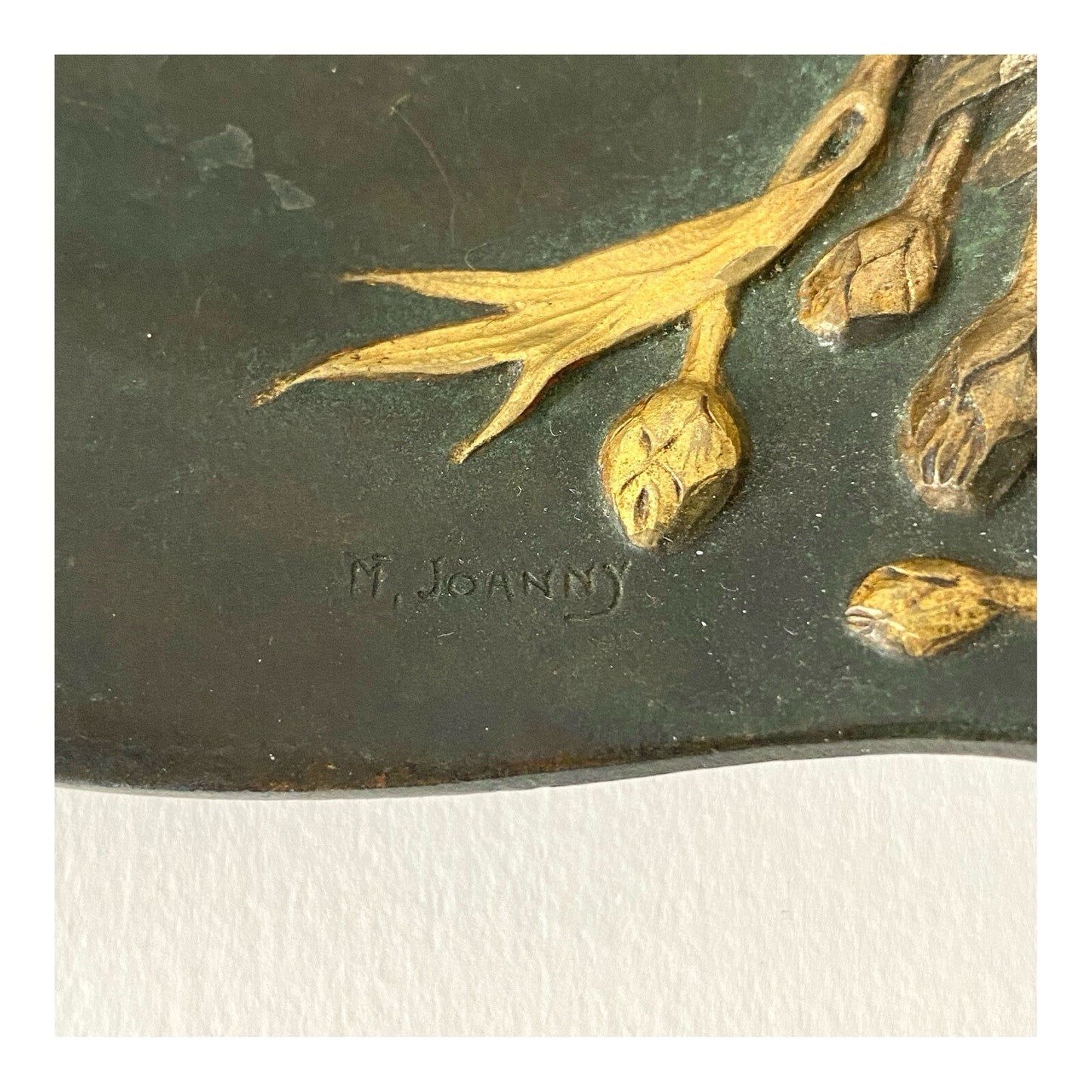 Coupelle Vide-Poche en Bronze Art Nouveau Signée M. Joanny - Décor floral doré