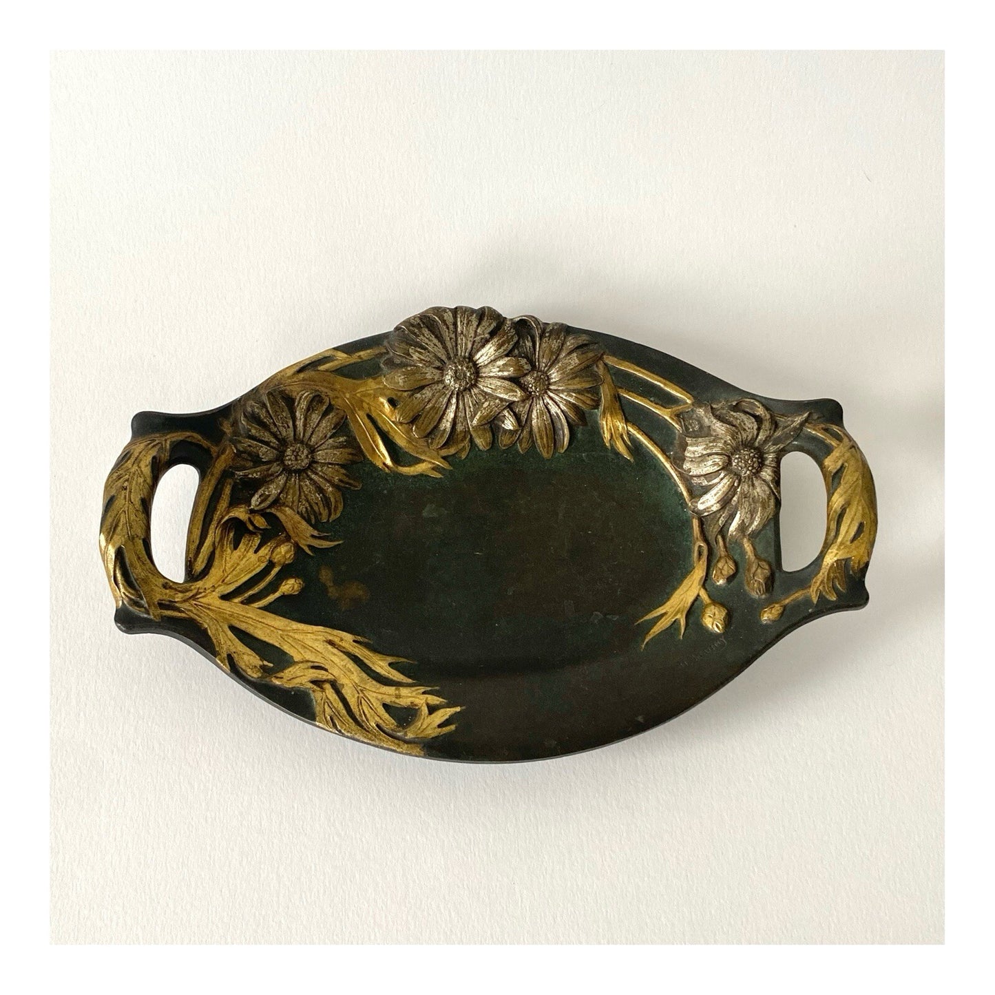 Coupelle Vide-Poche en Bronze Art Nouveau Signée M. Joanny - Décor floral doré