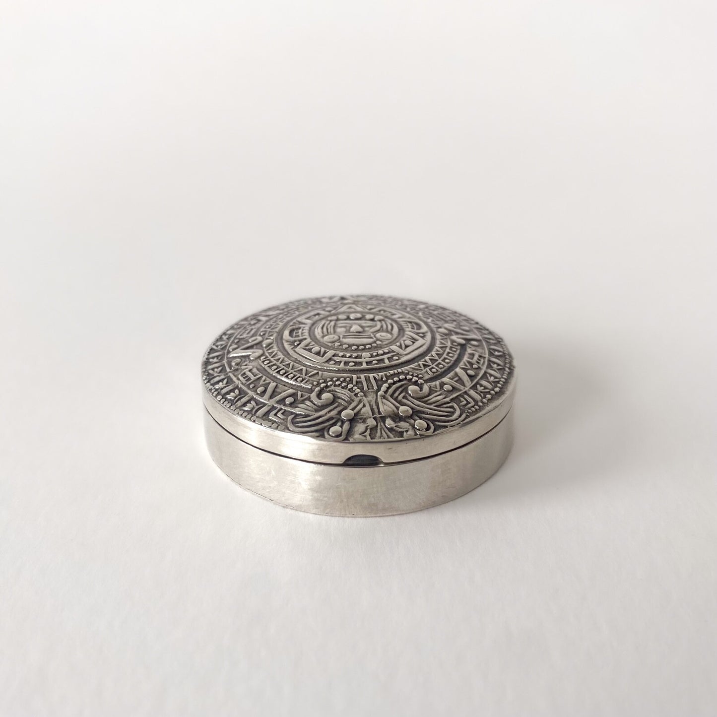 Boîte ronde vintage en argent 925 de Taxco – Calendrier aztèque – Mexique 1980s
