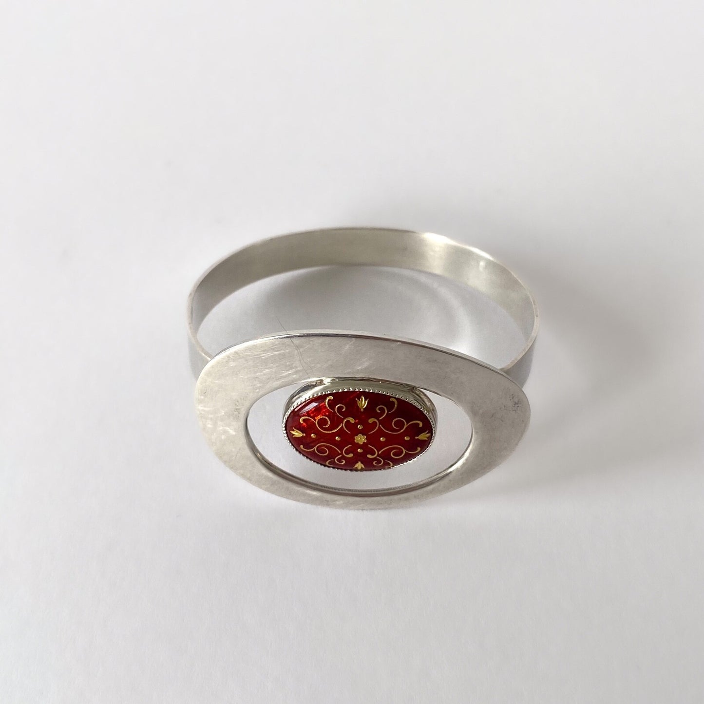 Bracelet jonc en argent massif et émaux bressans – Design moderniste Années 70