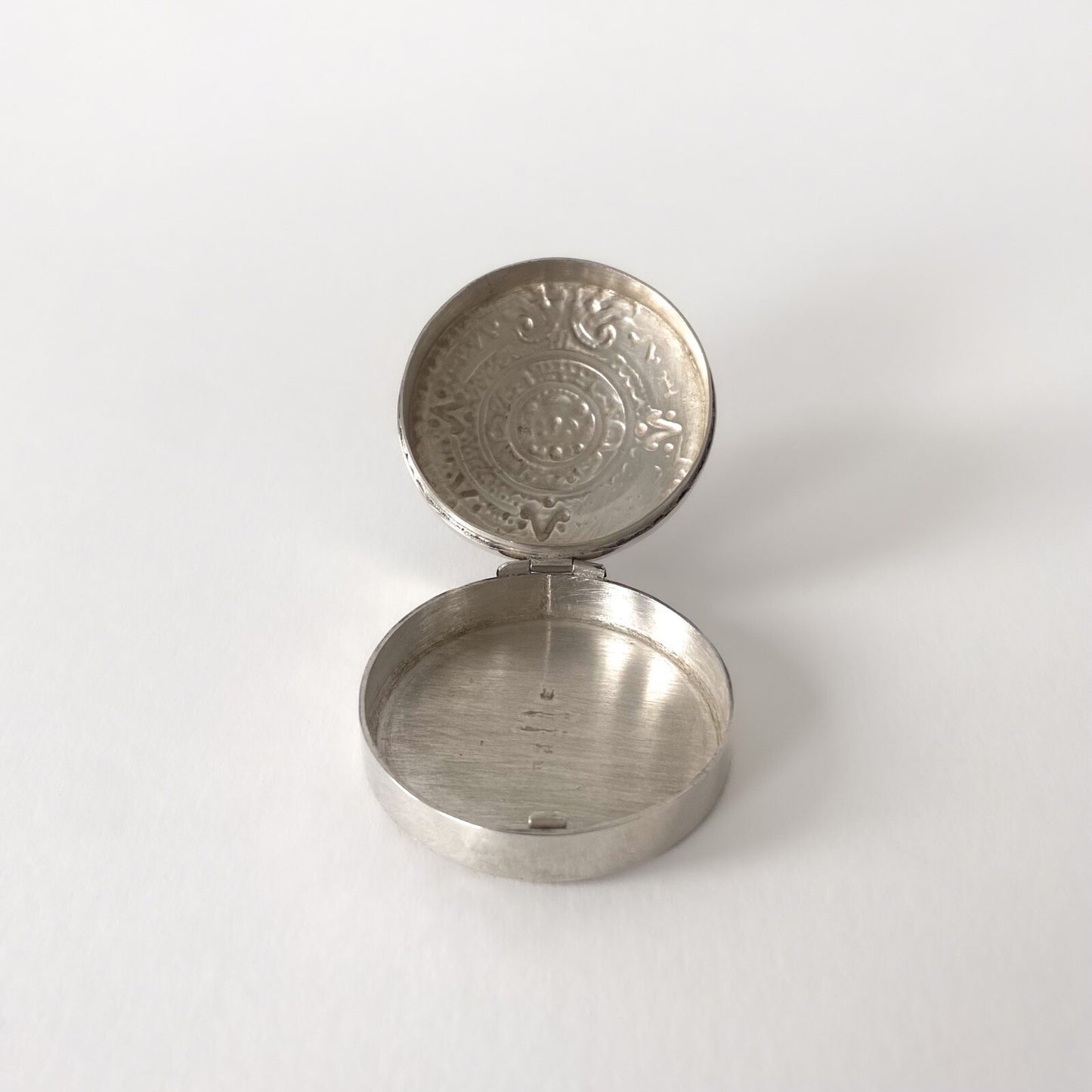 Boîte ronde vintage en argent 925 de Taxco – Calendrier aztèque – Mexique 1980s