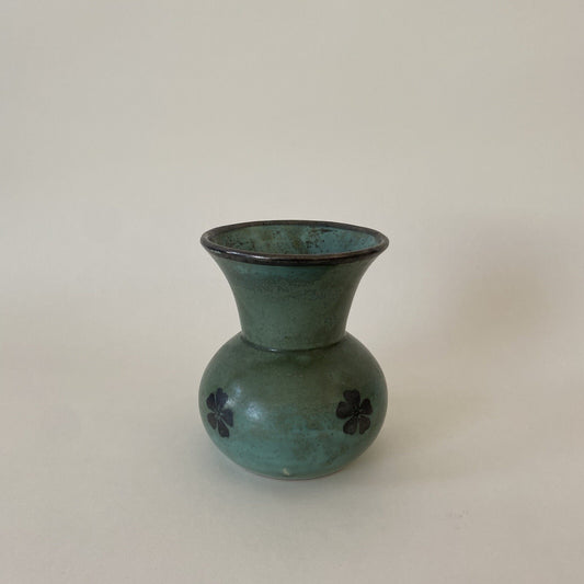 Arabia Suomi Finland Vase in Green Earthenware Production 1932-1949 Art Pottery