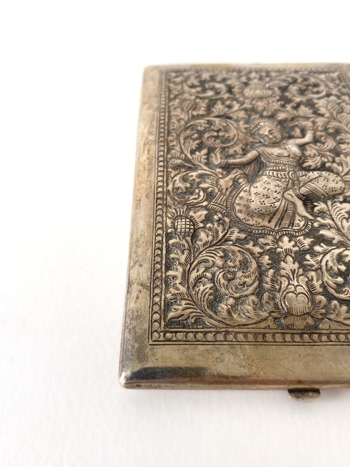 Ancien porte-cigarettes en argent 900 de Thaïlande - Art traditionnel Kinnari