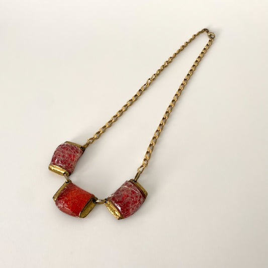 Vintage Isaky Paris necklace from the 80s • Red cracked resin and gold metal