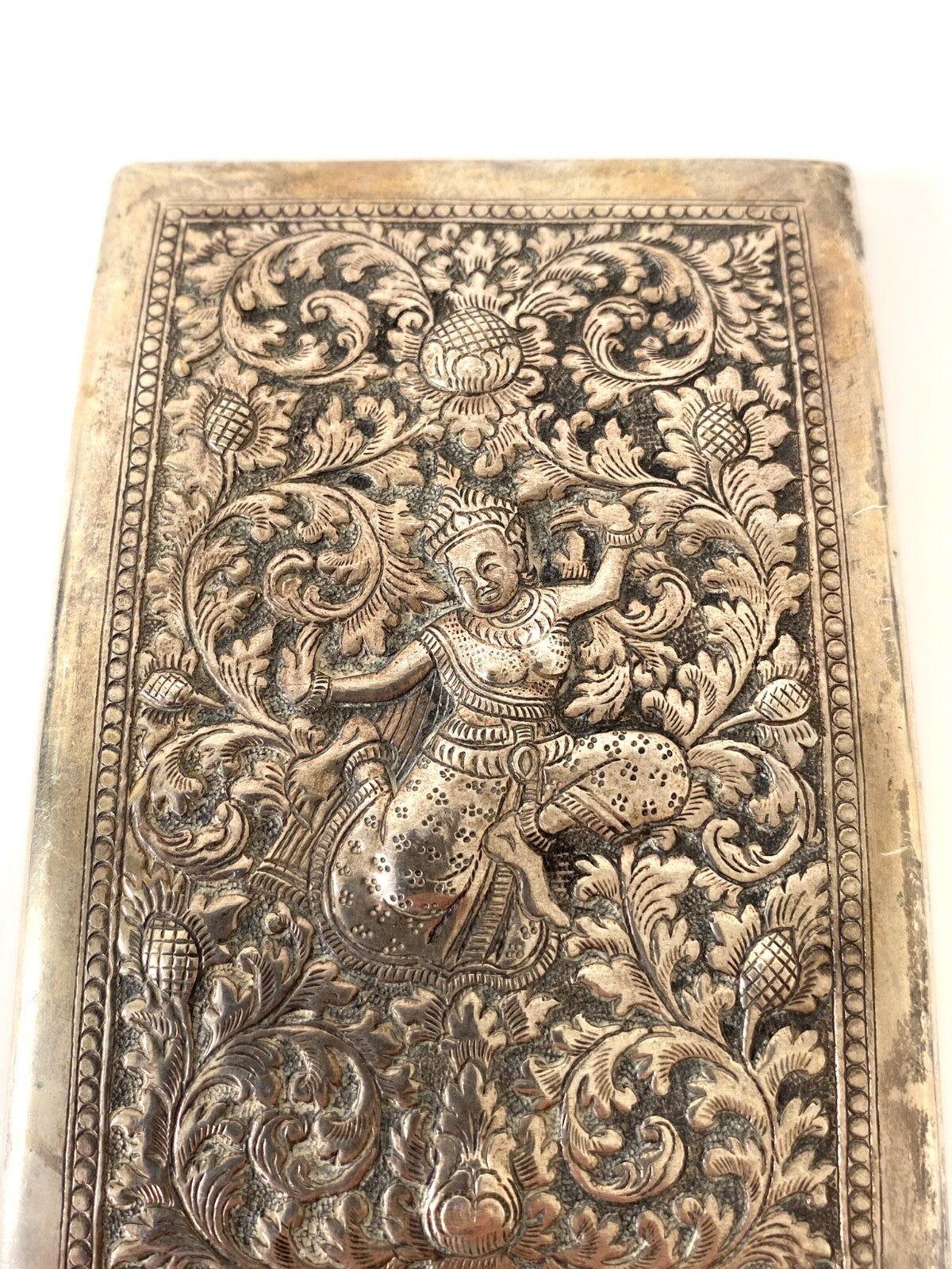 Ancien porte-cigarettes en argent 900 de Thaïlande - Art traditionnel Kinnari