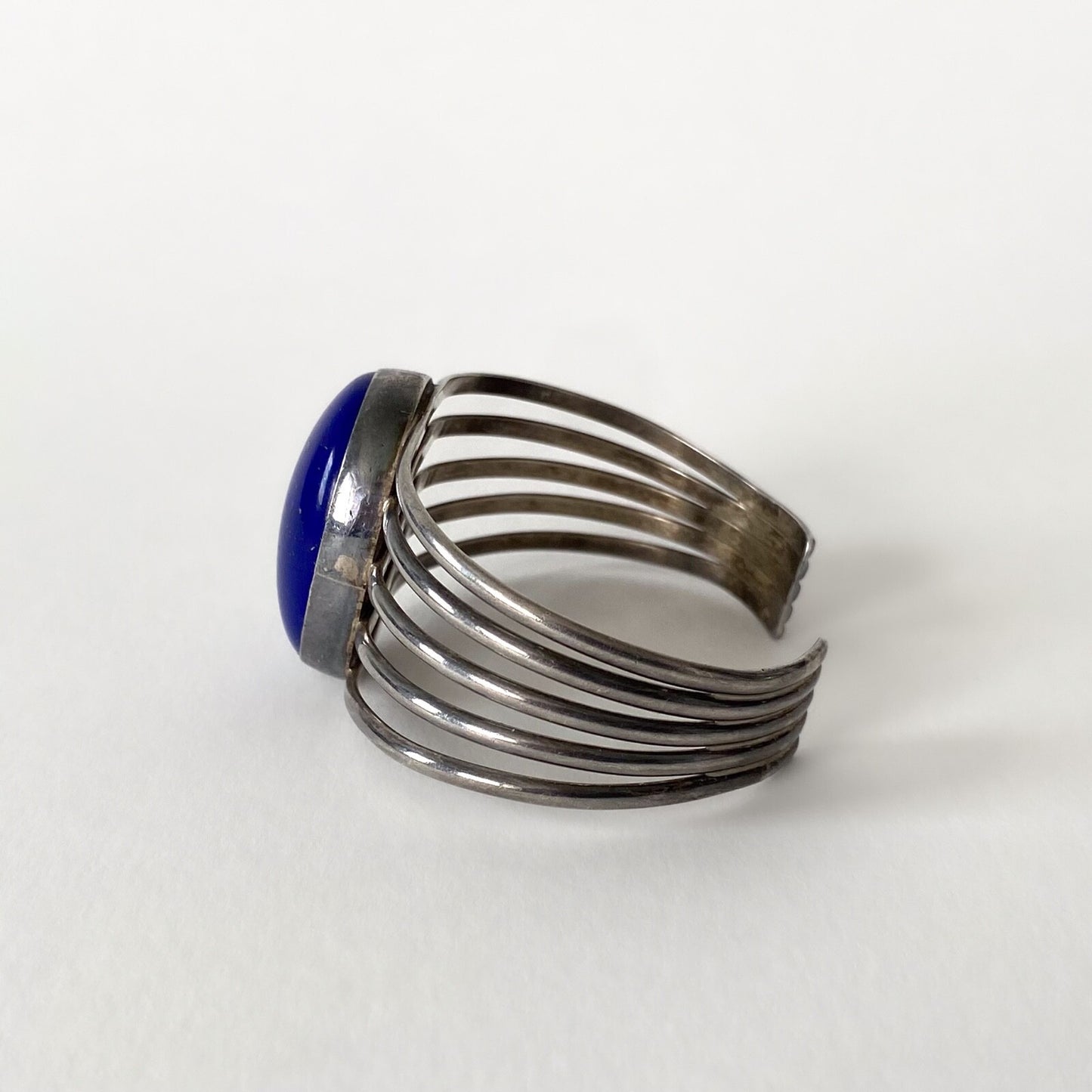 Navajo Sterling Silver and Lapis Lazuli Cuff Bracelet L. YAZZIE - 1980s