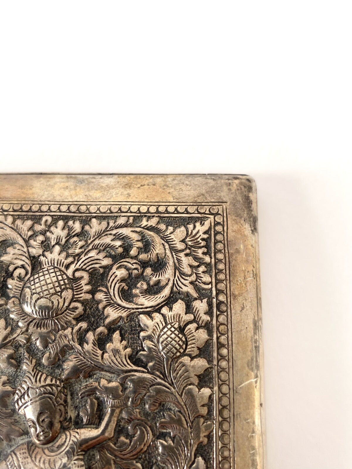 Ancien porte-cigarettes en argent 900 de Thaïlande - Art traditionnel Kinnari