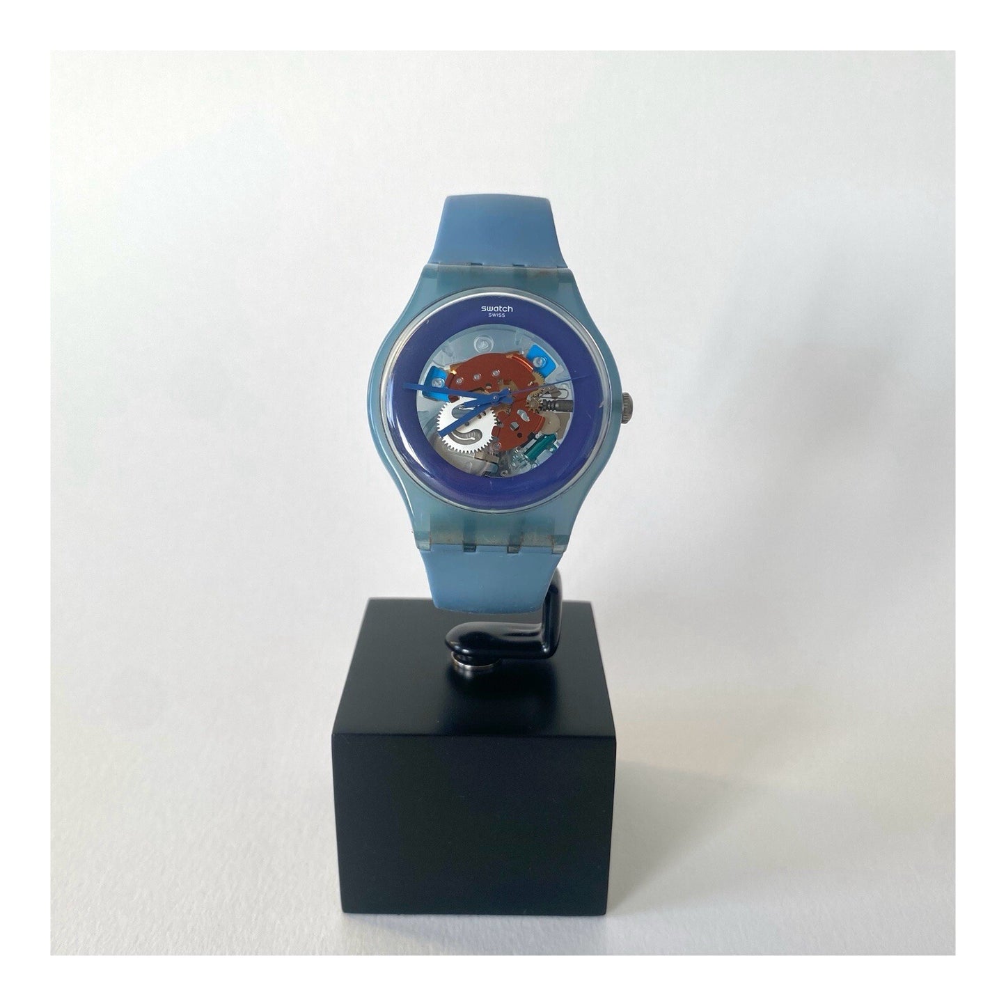 Swatch SUON102 Skeleton Blue Transparent 2013 - Montre Quartz Swiss Made
